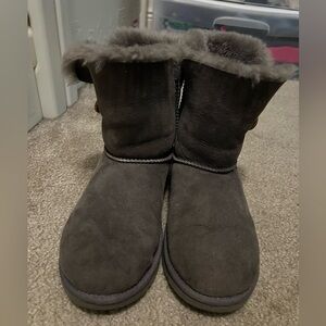 Grey Bailey Button Uggs